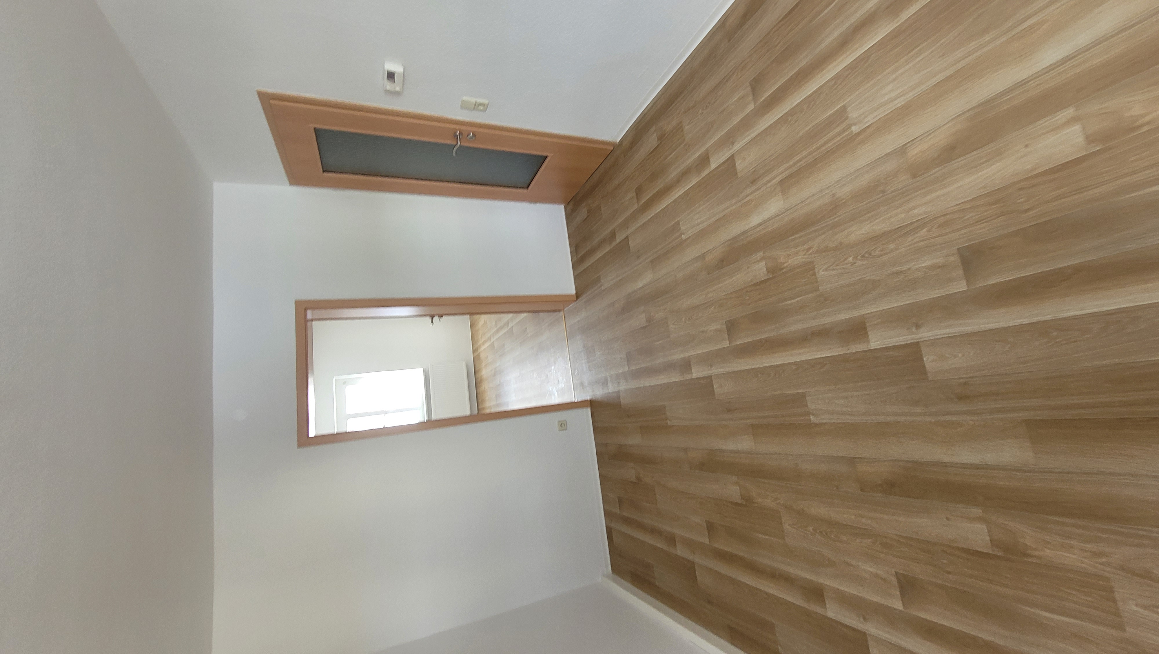 Wohnzimmer mit Blick ins Schlafzimmer Wohnzimmer mit Blick ins Schlafzimmer